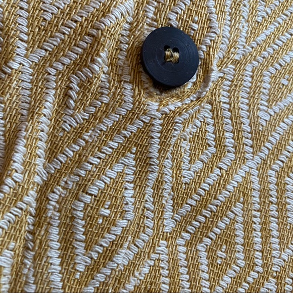 Yellow and white pillow cover - west elm - Picture 3 of 3